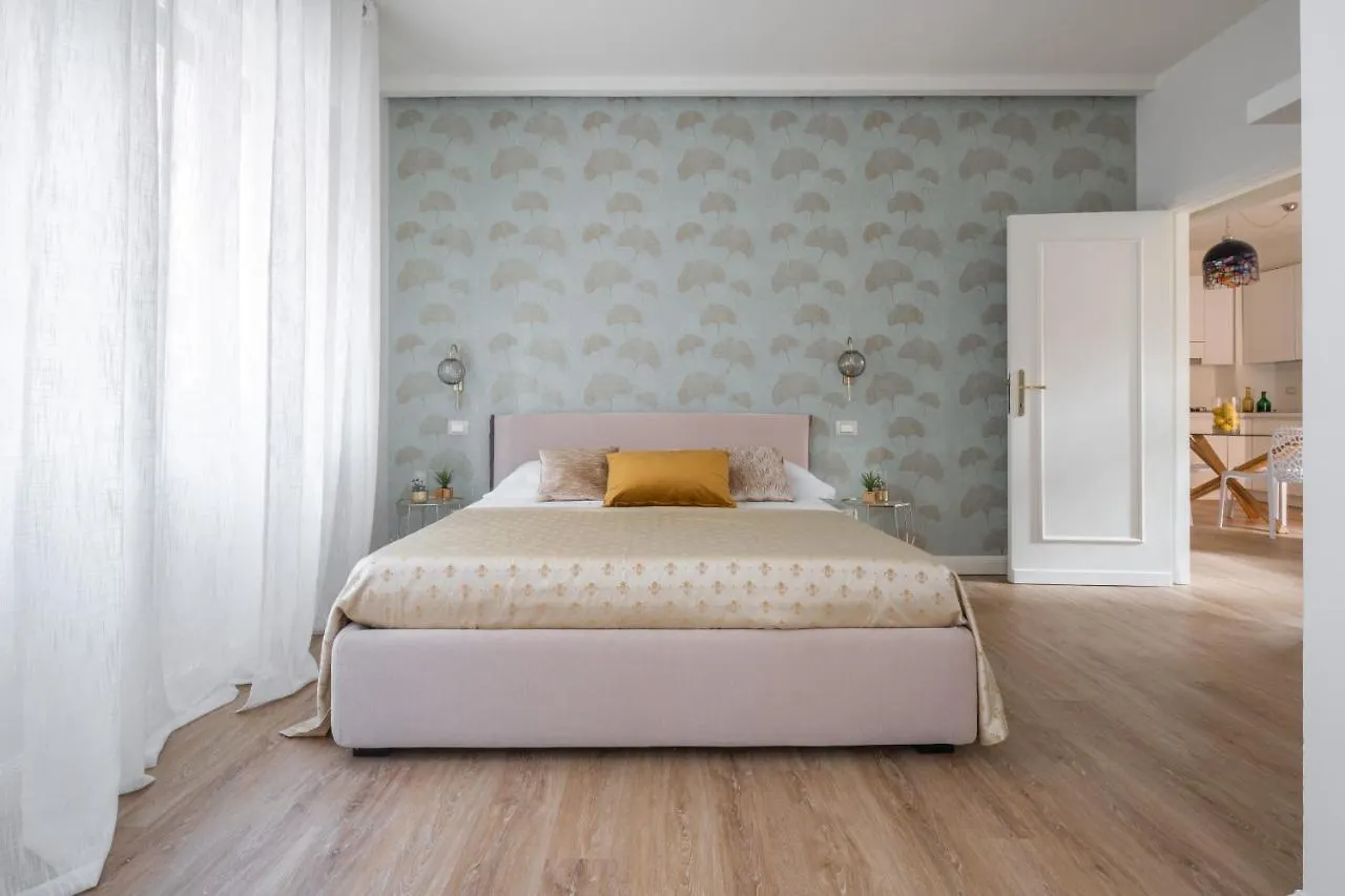 Ca Del Mar Venice Luxury Apartments