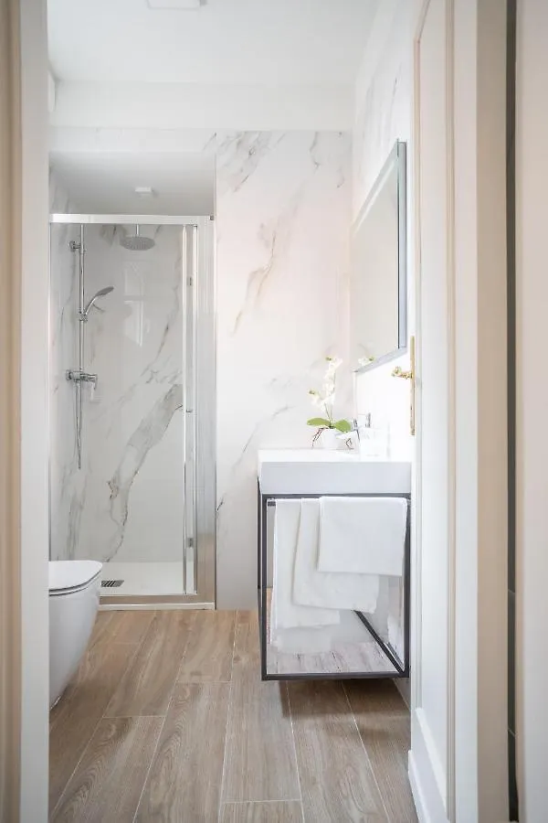Ca Del Mar Venice Luxury Apartments