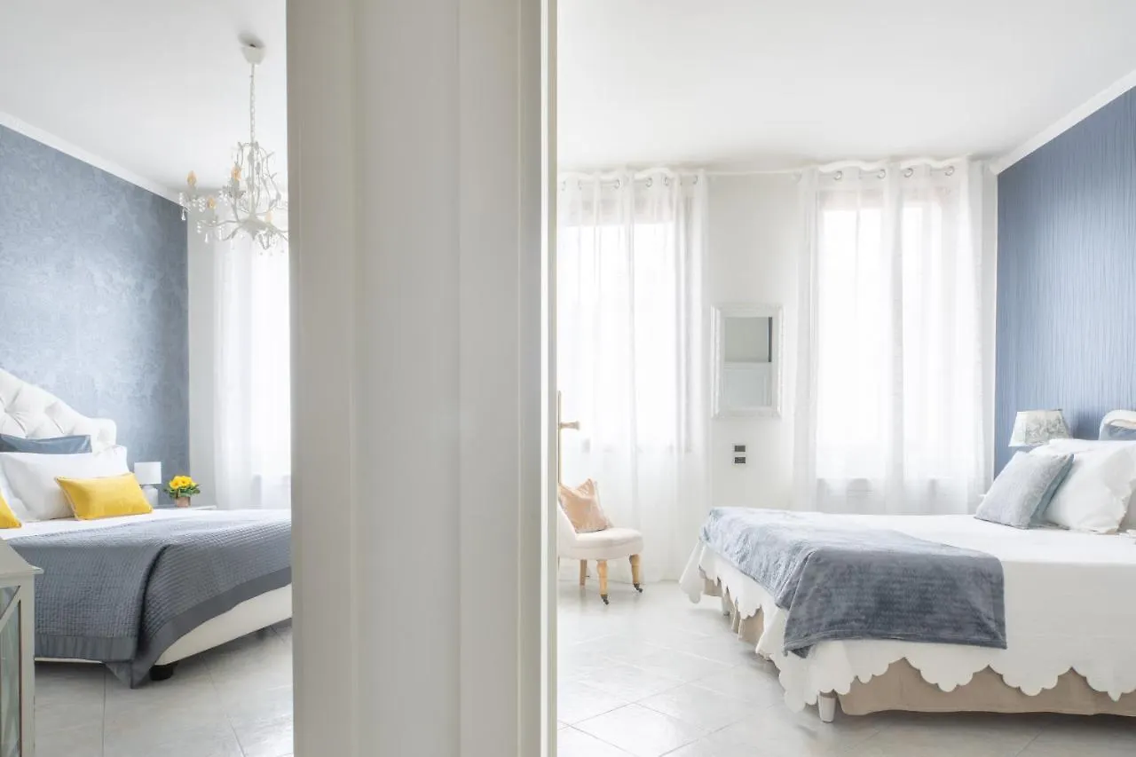 Ca Del Mar Venice Luxury Apartments