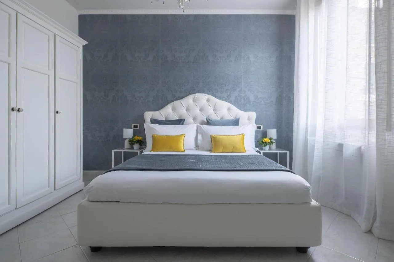 Ca Del Mar Venice Luxury Apartments