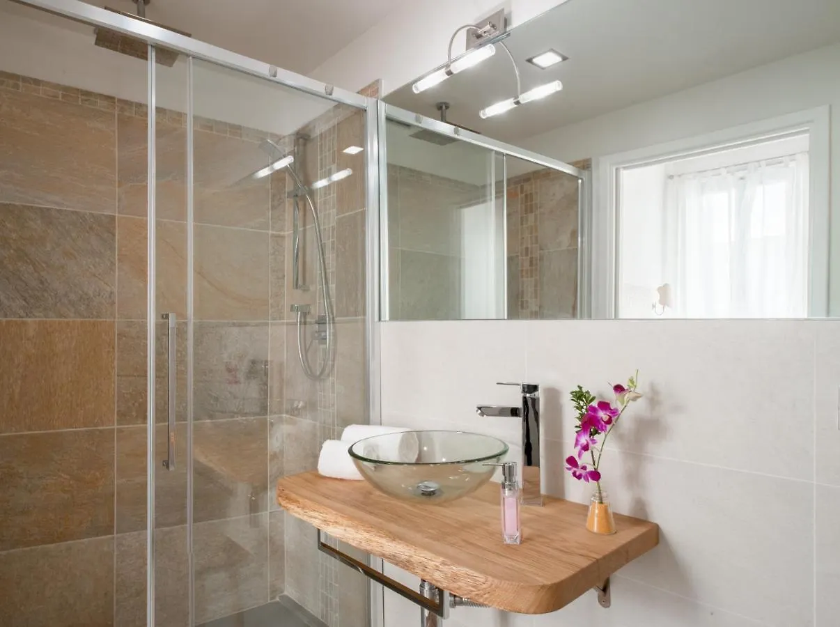 Ca Del Mar Venice Luxury Apartments 0*,  Italy