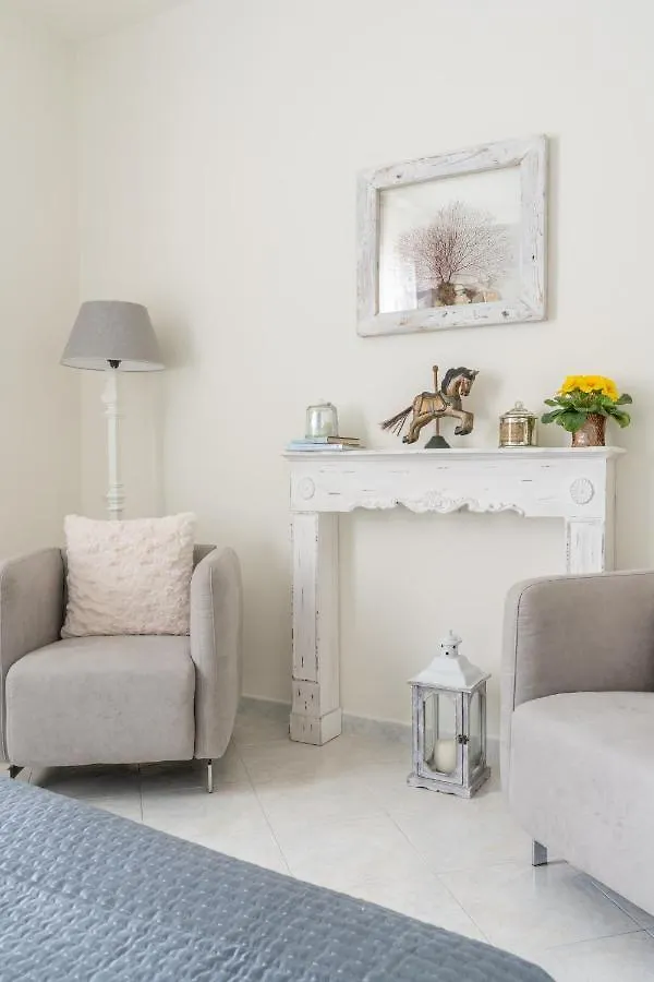 Ca Del Mar Venice Luxury Apartments