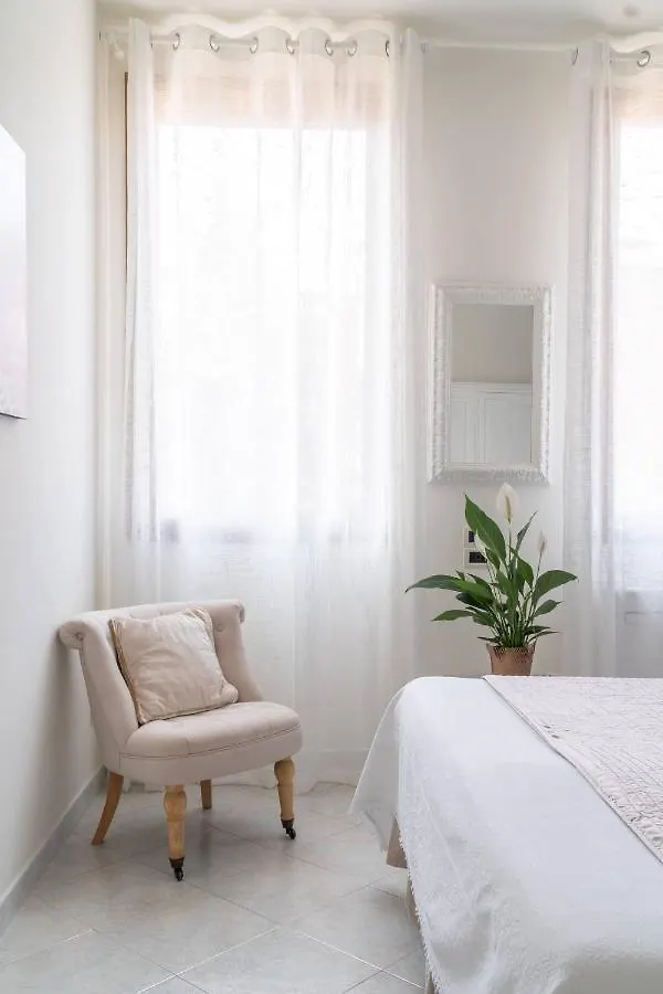 Ca Del Mar Venice Luxury Apartments