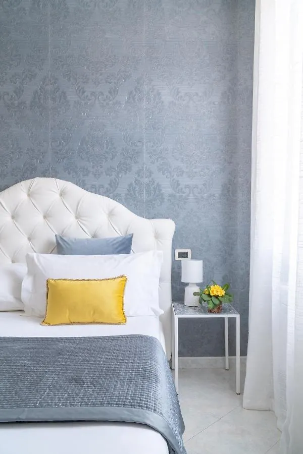 Ca Del Mar Venice Luxury Apartments 0*,